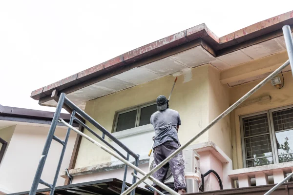 painter-worker-adding-undercoat-foundation-paint-o-2026-01-08-06-29-02-utc